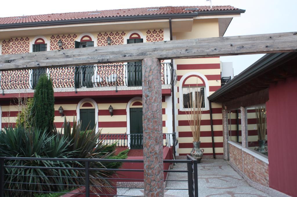 Venice Hotel Villa Dori Marghera Bagian luar foto